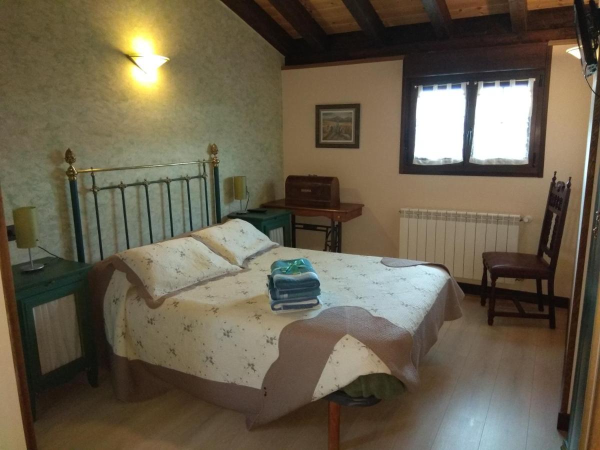 Maison d'hôtes La Cerca De Dona Jimena à Modúbar de San Cibrián Extérieur photo